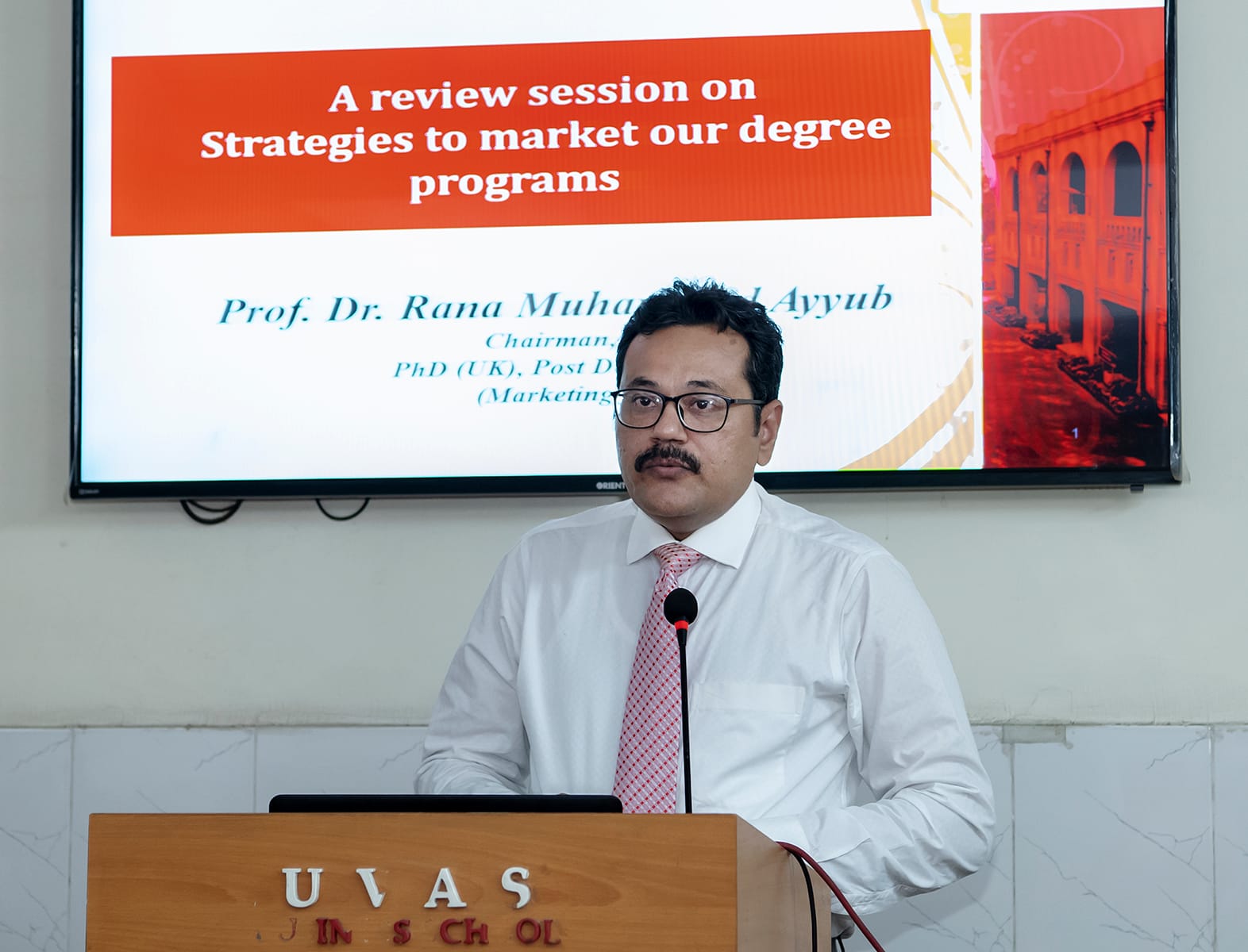 UVAS holds review session on strategies to market UVAS degree programmes