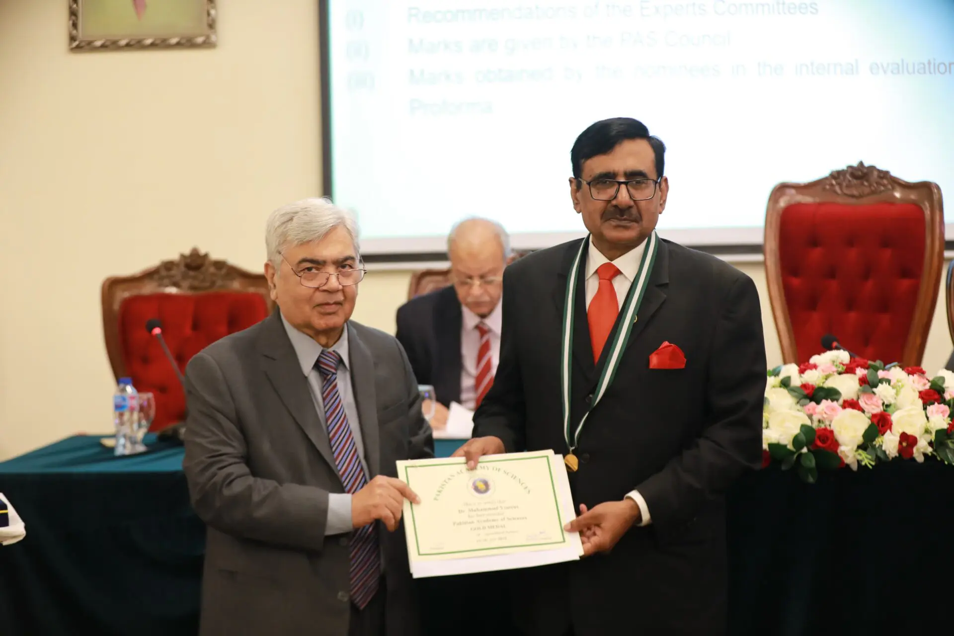 Pakistan Academy of Sciences awarded PAS Gold Medal-2025 to UVAS Vice- Chancellor Prof Dr Muhammad Younus (DLA.I, T.I)